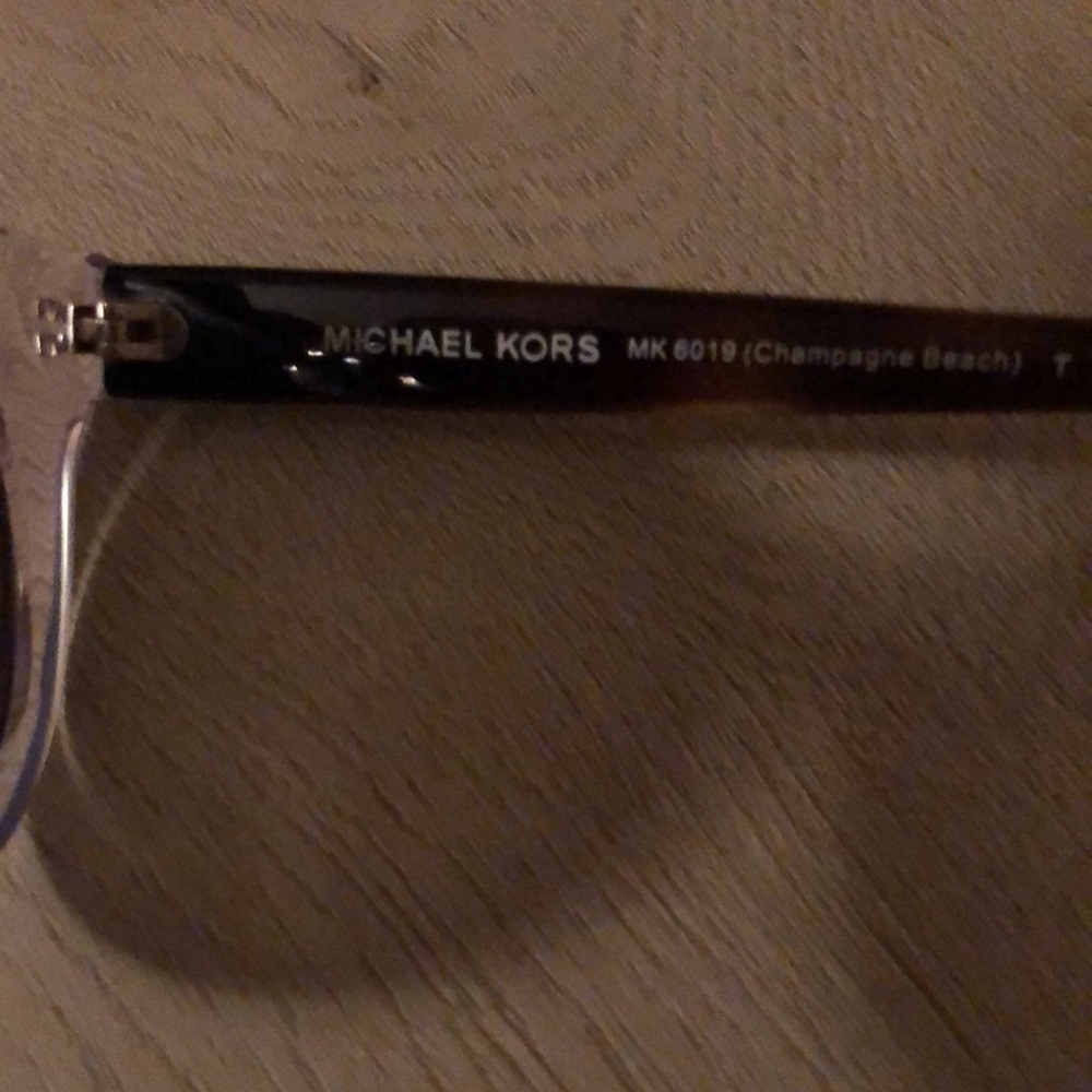 Michael Kors sunglasses - Picture 3 of 6